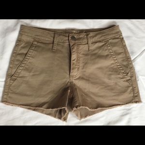Universal Thread high rise shorts